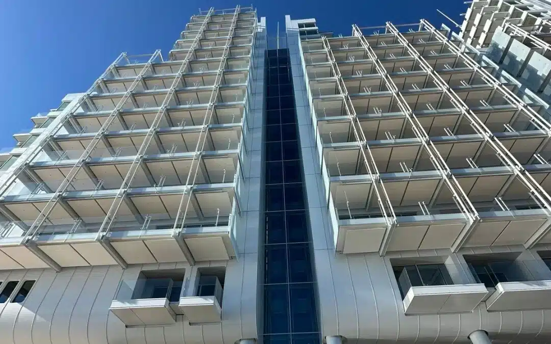 Immeuble LE RENZO – MARETERRA et le quartier du port